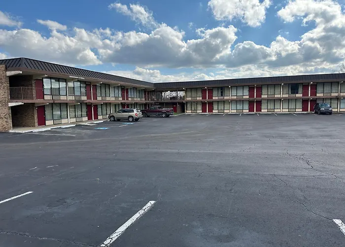 Paris Inn And Suites