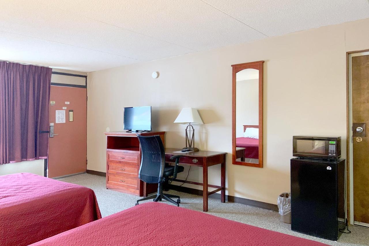 And Hotel
